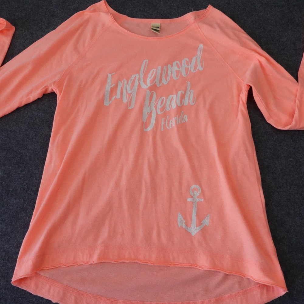Kavio Englewood Beach Florida Long Sleeve Top Coral Anchor Graphic Medium